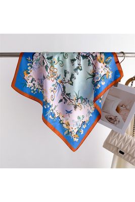 Lilly Printed Silky Scarf