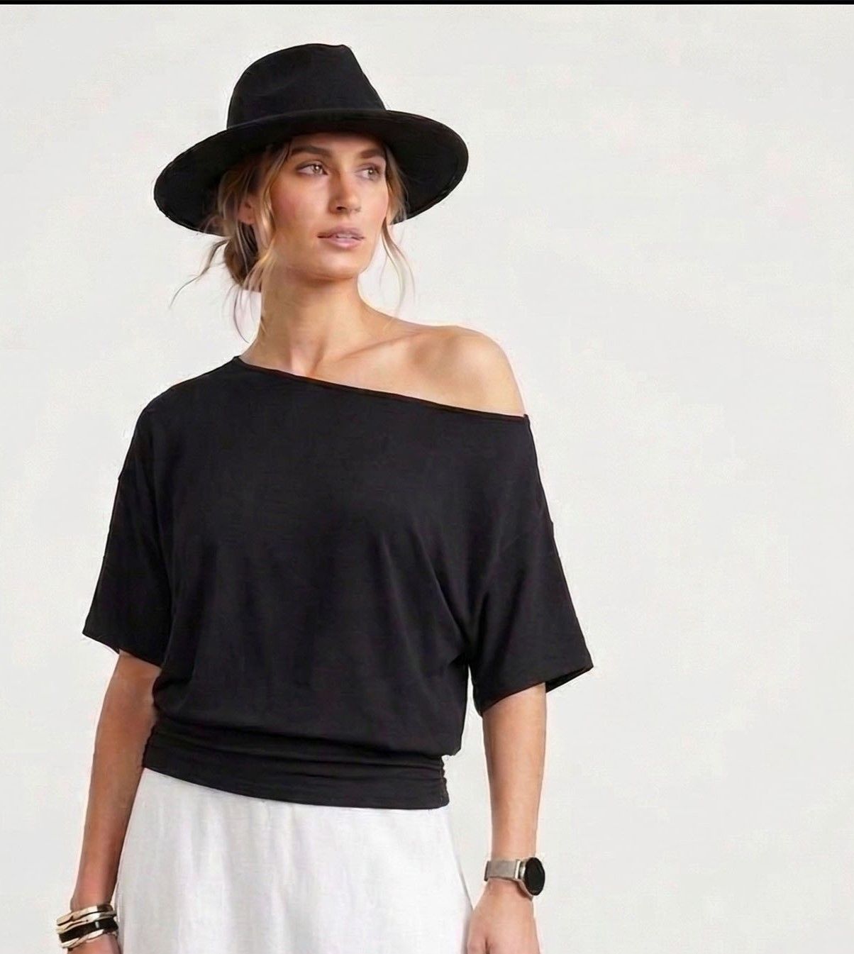 Janie Off Shoulder Top-BLk
