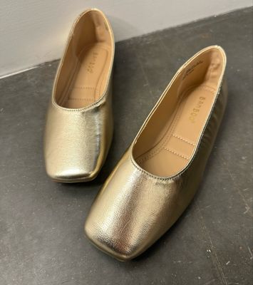 Golden Square Toe Flat