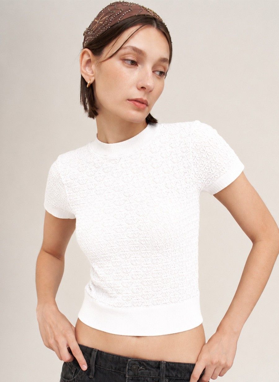 Eyelet Crew-White