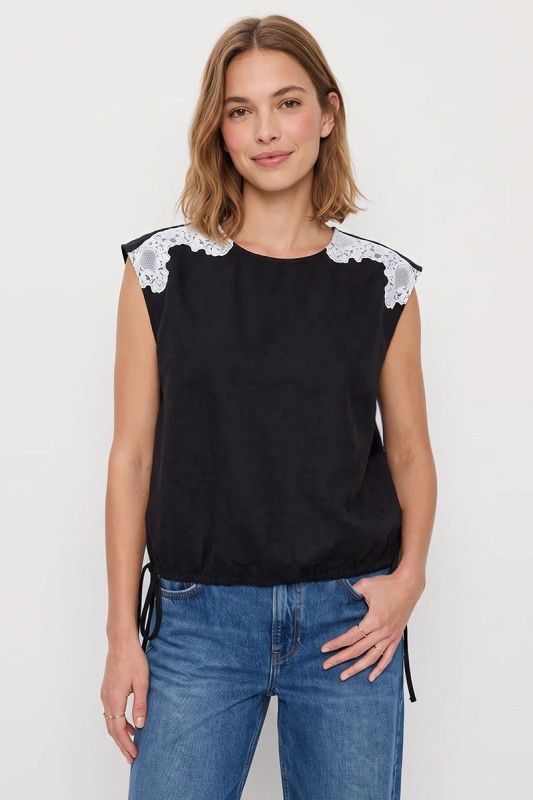Darla Lace Top-Blk