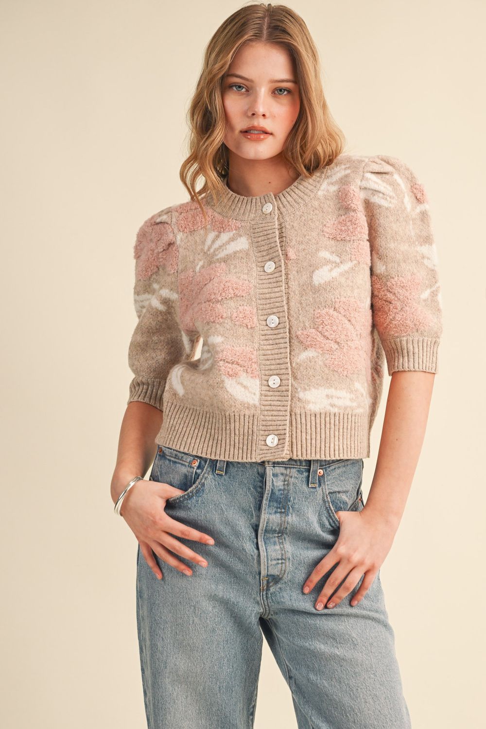 Lindsy Floral Cardi-Sand
