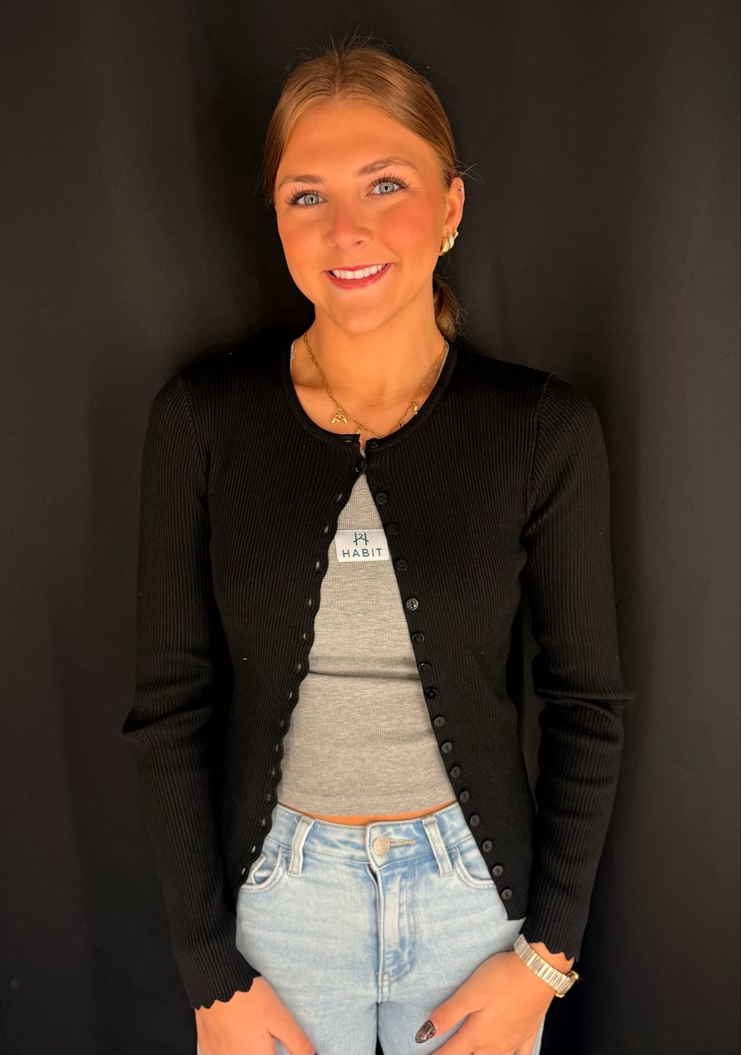 Long Sleeve Scallop Cardi-blk
