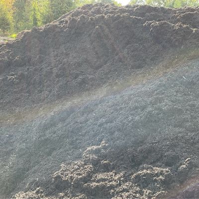 Bulk Mulch (BLACK Full Scoop) Triple Shredded