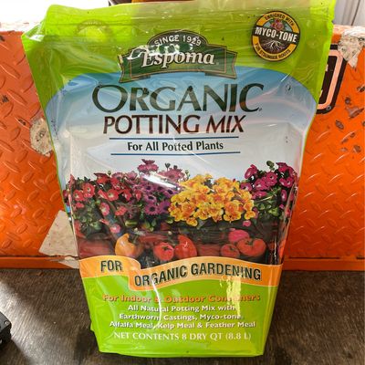 Potting Mix Espoma Organic (8 quart bag) $11.99