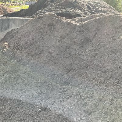 Bulk TOPSOIL (Full Scoop)