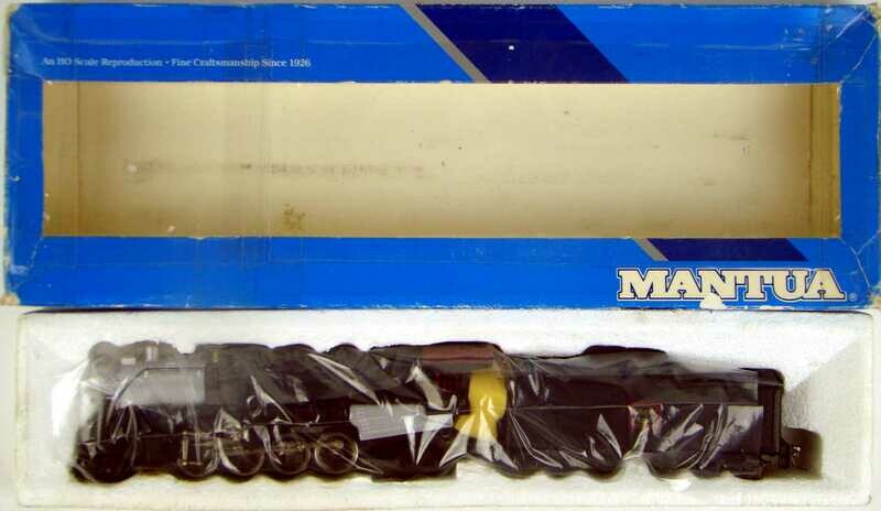 Mantua 312-062 CB&amp;Q 2-8-2 Mikado Locomotive HO Scale
