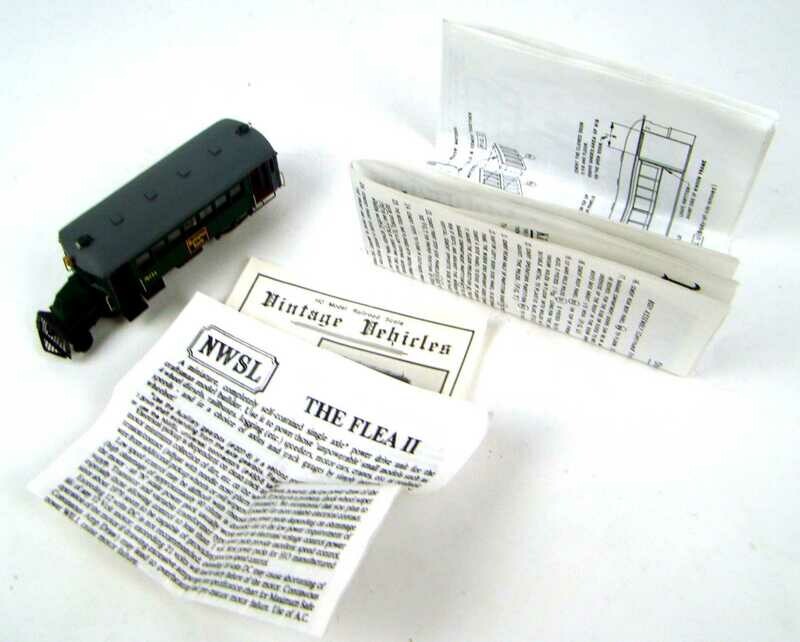 MRRHQ Custom Powered &amp; Lighted 1922 CB&amp;Q Mack Railcar #501 HO Scale