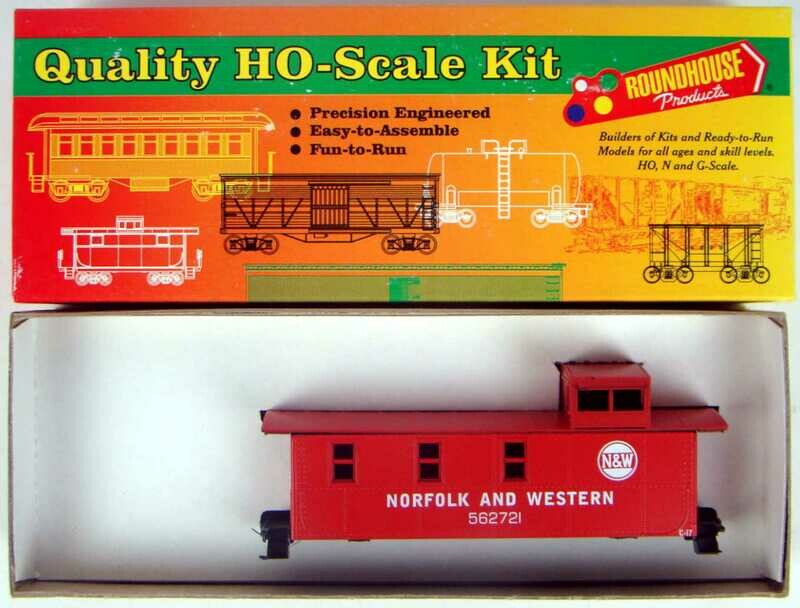 Roundhouse 3499 Norfolk &amp; Western 3-Window Steel Caboose Kit HO Scale