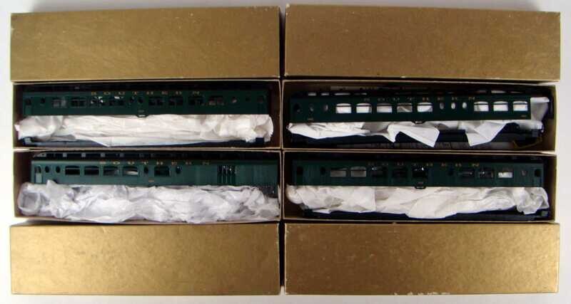 Roundhouse 60815-45 Southern 4 Coach 85&quot; Pullman Palace Kit Set HO Scale