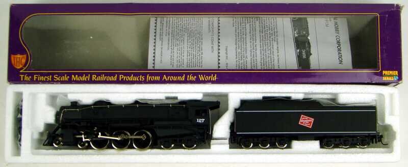 IHC23007 Milwaukee Class F6a 4-6-4 Hudson Locomotive #127 HO Scale