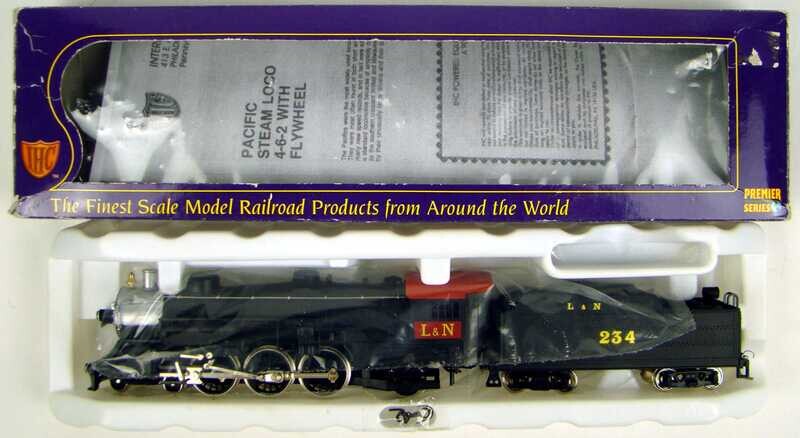 IHC Premier M9914 L&amp;N Class K-4 4-6-2 Pacific Locomotive #234 HO Scale