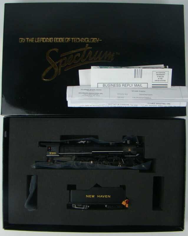 Bachmann Spectrum 81605 New Haven Class R-1 USRA Light 4-8-2 Mountain Locomotive #3301 HO Scale