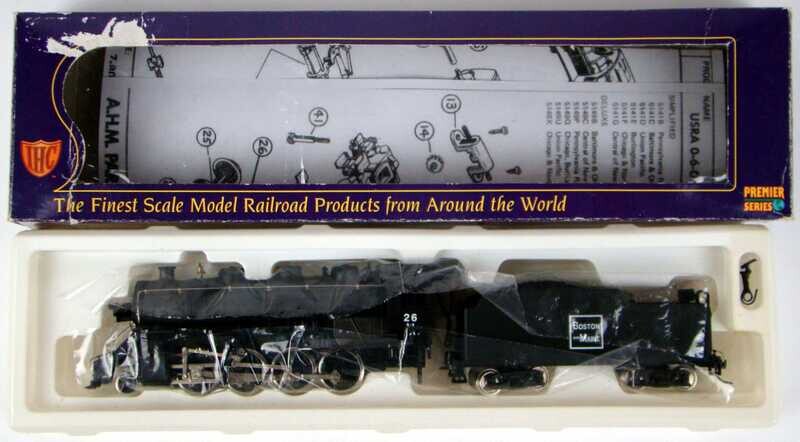 IHC Premier M9504 Boston &amp; Maine 2-8-0 Consolidation Locomotive HO Scale