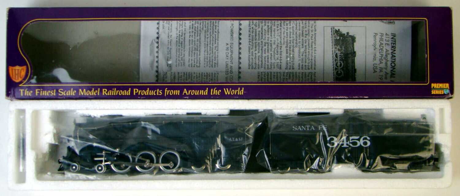 IHC Premier 23000 AT&amp;SF Class 3450 4-6-4 Hudson Locomotive #3456 HO Scale