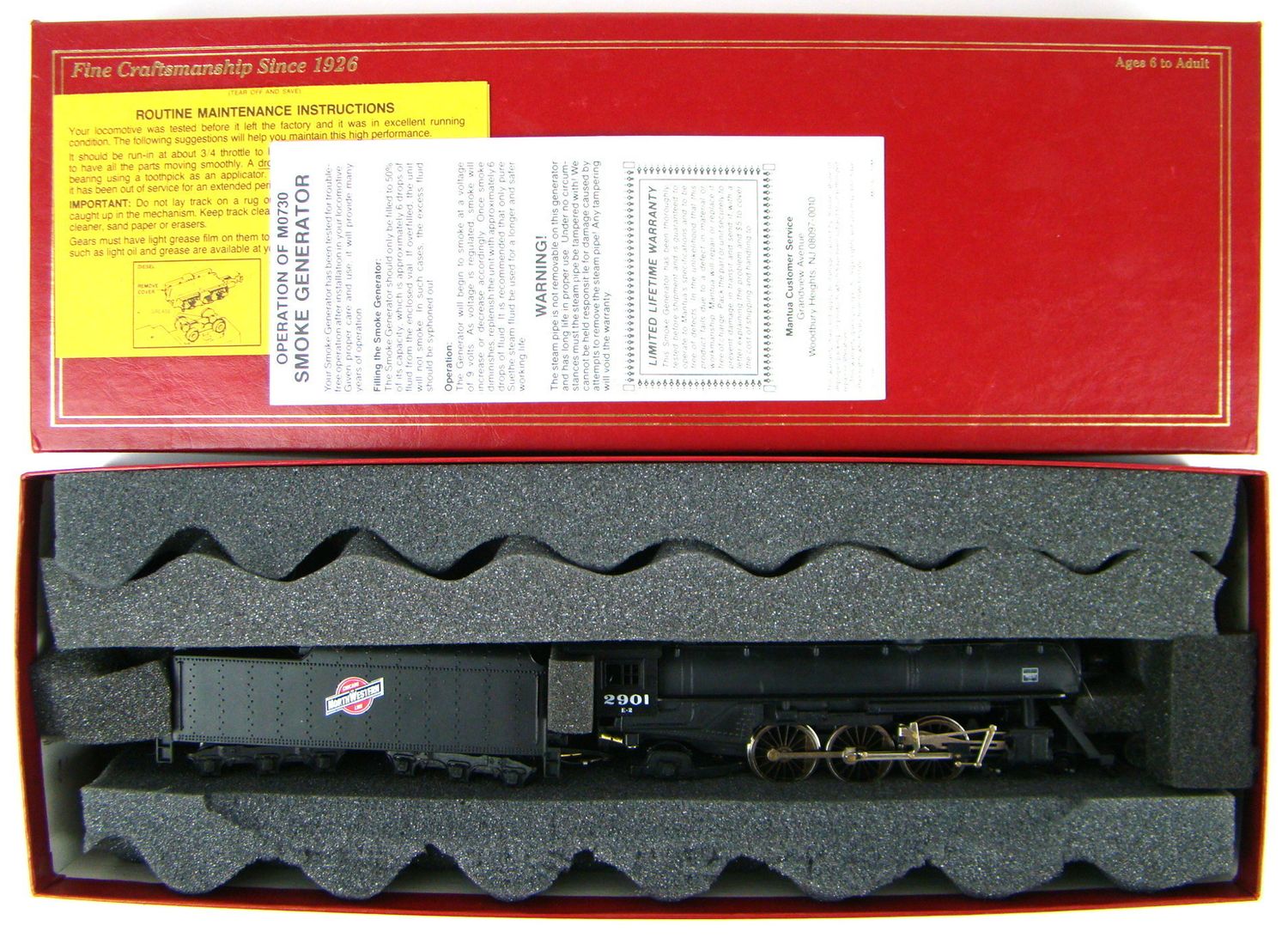 Mantua 382-064 C&amp;NW E2 4-6-2 Heavy Pacific Locomotive w/Smoke HO Scale