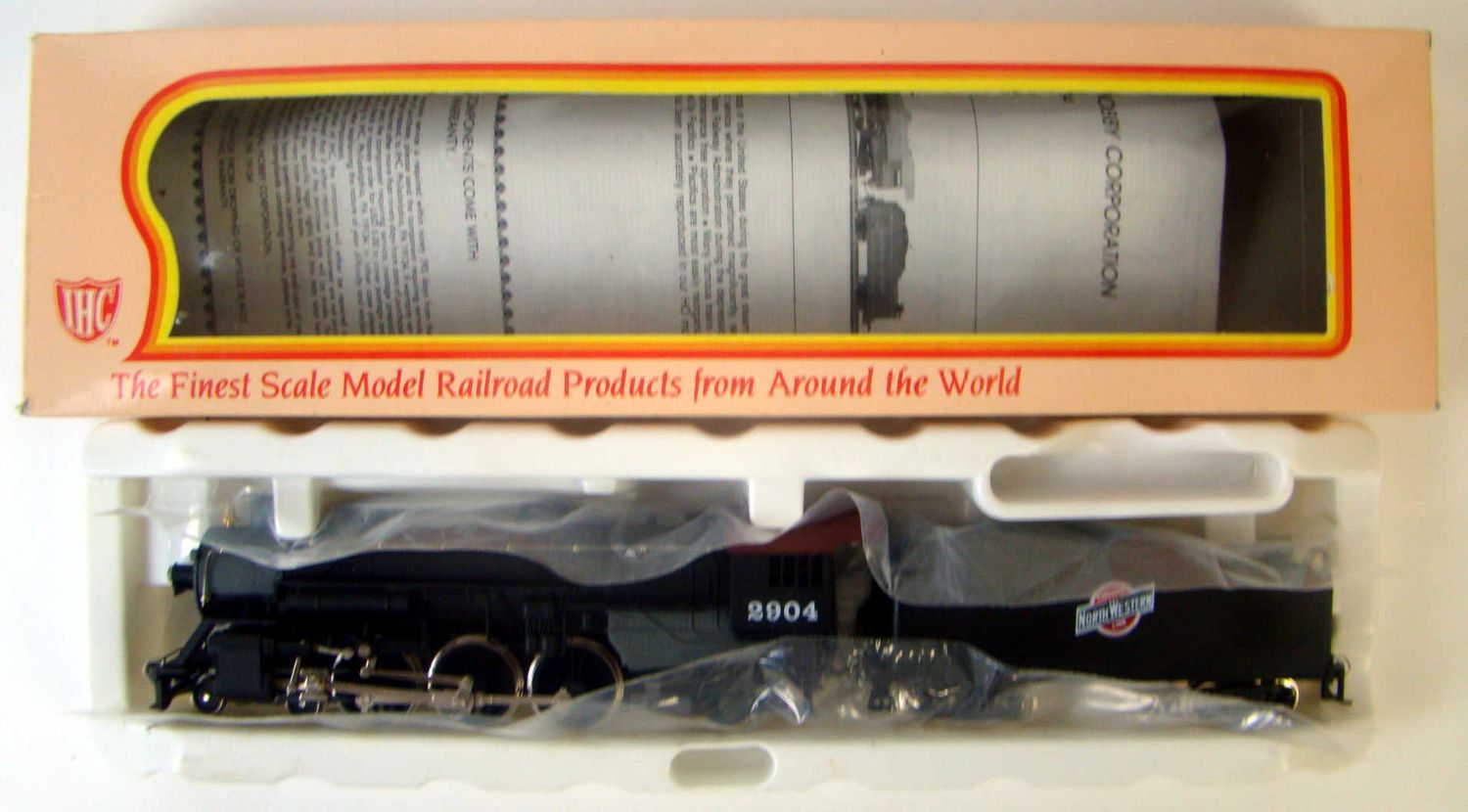 IHCM9906 C&amp;NW Class E2 4-6-2 Pacific Locomotive #2904 HO Scale