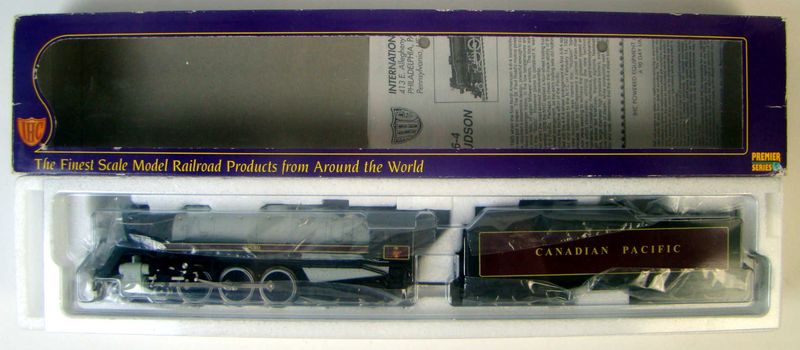 IHCM23004 CP Semi-Streamlined Class H1c 4-6-4 &quot;Royal&quot; Hudson Locomotive #2839 HO Scale