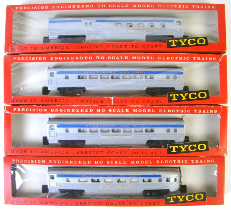 CLASSIC Tyco 4-Coach Royal Blue Streamlined Coach Set #1 HO Scale