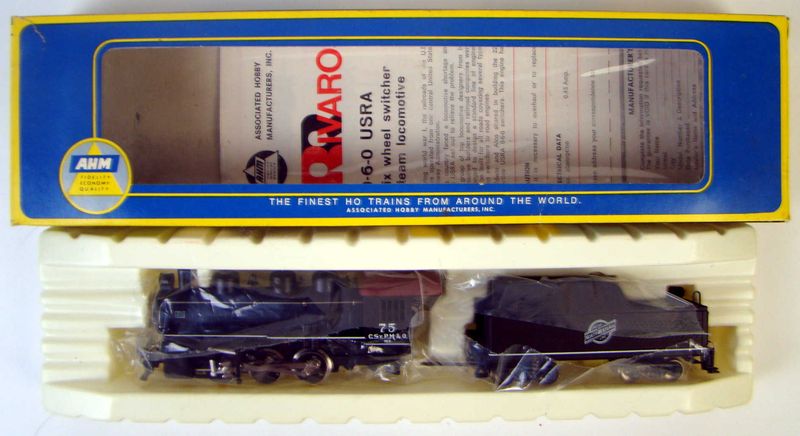 AHM 5149X C&amp;NW USRA 0-6-0 Switcher #75 HO Scale