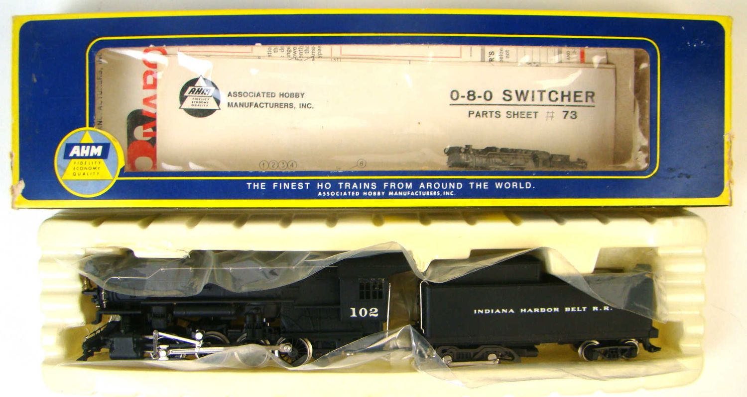 AHM5082-B Indiana Harbor Belt Class U-4A 0-8-0 Switcher #102 Upgraded to 5083 w/RARE IHB Caboose Option