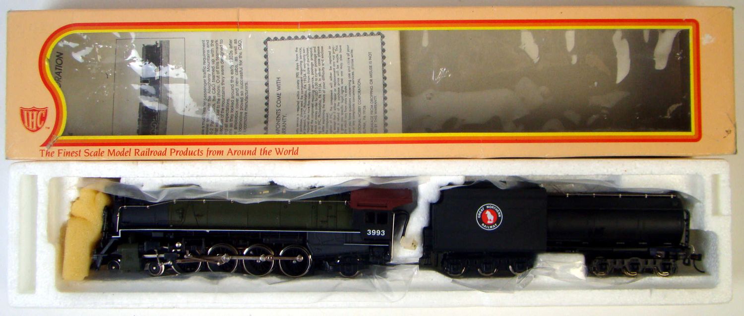 IHC Premier M620 Great Northern 4-8-2 Mountain Locomotive #3993 HO Scale