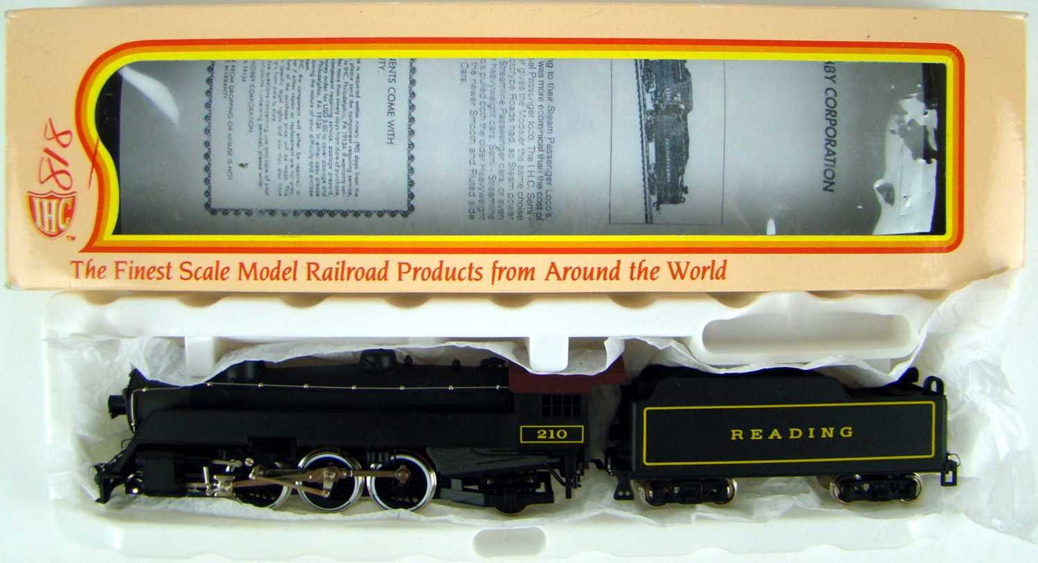 IHC Premier M9861 Reading Class G-3 4-6-2 Semi-Streamliner Pacific Locomotive #210 HO Scale