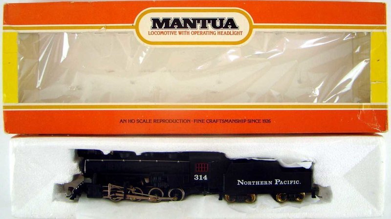 Mantua 314-04 Great Northern U.S.R.A. 0-8-0 Switcher HO Scale