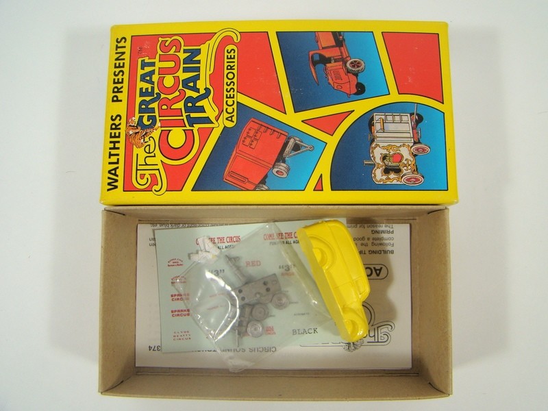 Walthers 933-1374 Great Circus Train Sound Truck Kit