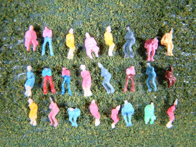 MRCHQ Custom VFSN-2 24 Piece Seated Value Figure Set