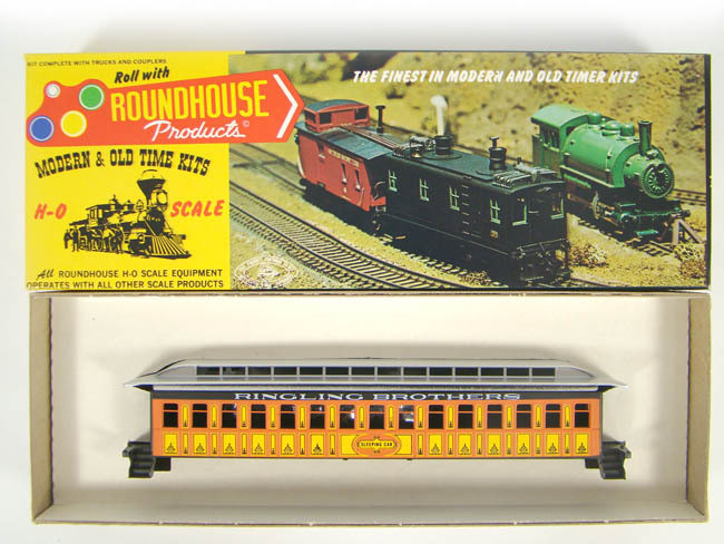 Roundhouse 5011 Ringling Bros. 50&#39; Pullman Sleeper Coach Kit HO Scale