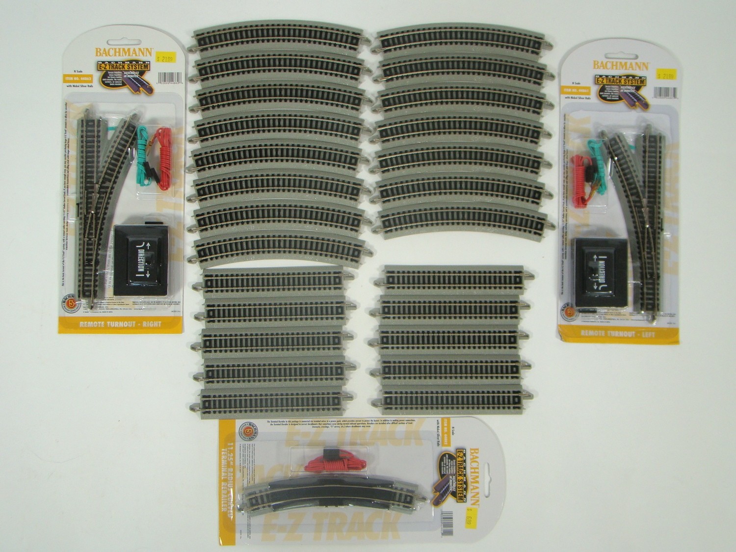 Bachmann N Scale 28 Piece Nickel Silver EZ Track Double Oval Mega Set