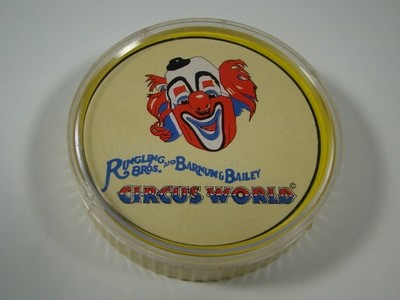MRCHQ Collectible Vintage 60's Round Ringling Bros. Barnum & Bailey Circus World Playing Cards