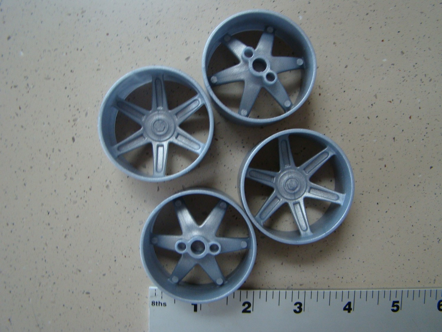 K&#39;NEX 50mm Racing Hub 4 Pack