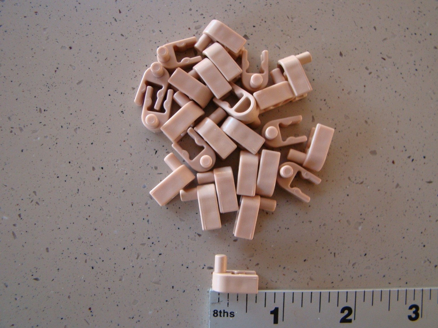 K&#39;NEX Tan Post End Clip 25 Pack