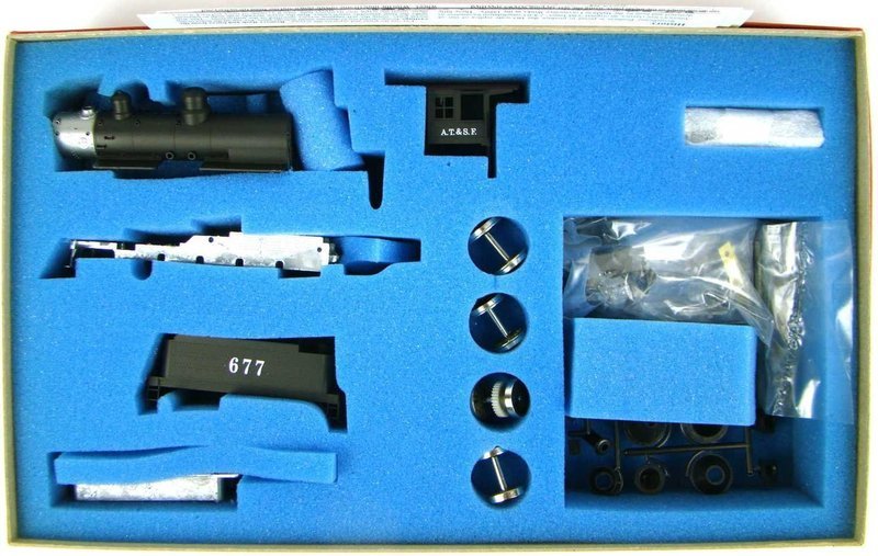 Roundhouse 482 AT&amp;SF Harriman 2-8-0 Consolidation Kit w/Flywheel Motor HO Scale