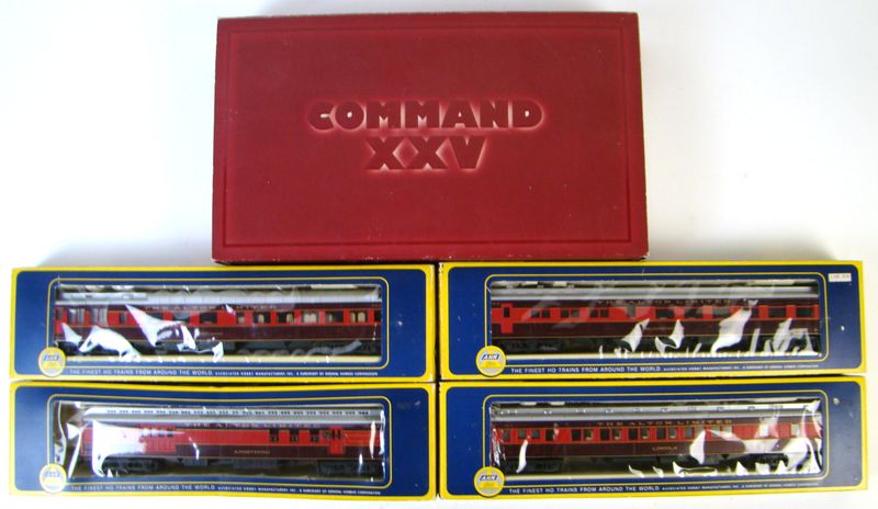Chicago &amp; Alton Limited Set with IHC Command XXV 25066 C&amp;A ALCO P-16A Heavy Pacific Locomotive #5299 and (4) Heavyweight Coaches HO Scale