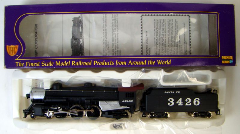 IHCM9901 AT&amp;SF Class 3400 4-6-2 Heavy Pacific Locomotive #3426 HO Scale