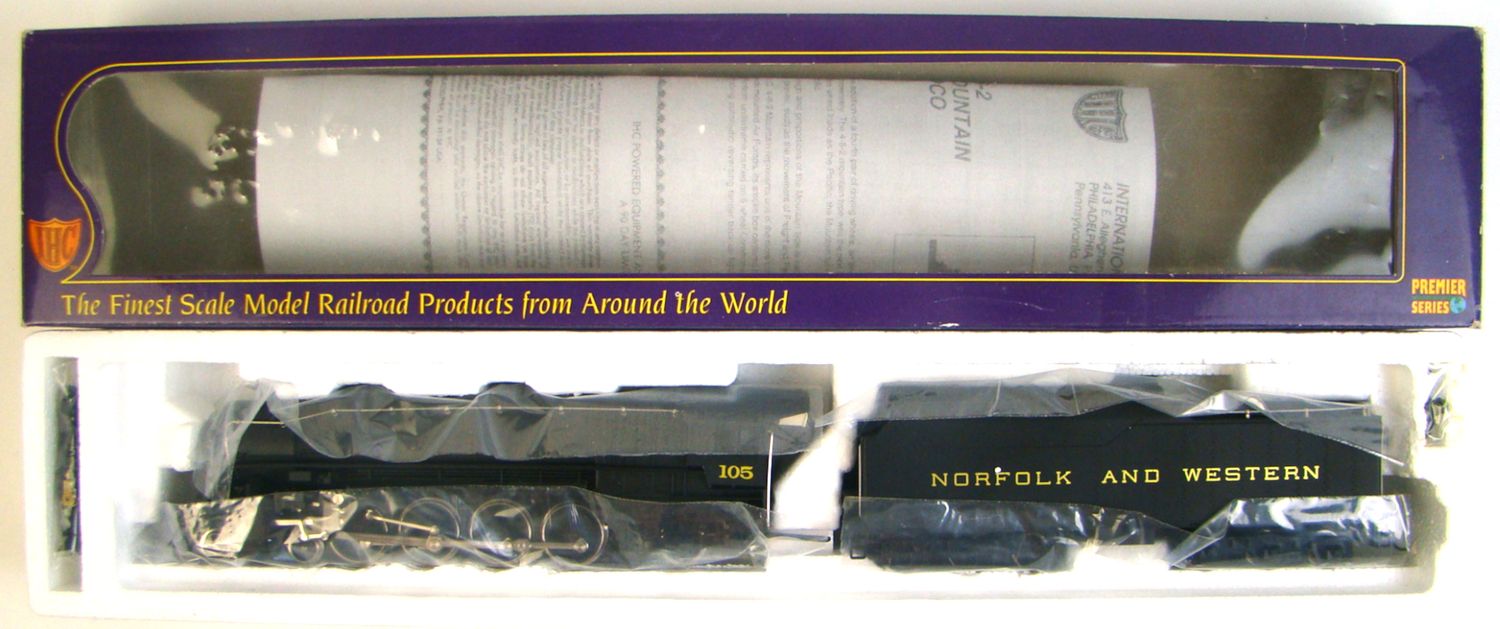 IHC Premier M925 N&amp;W Class K-1 4-8-2 Mountain Locomotive #105 HO Scale