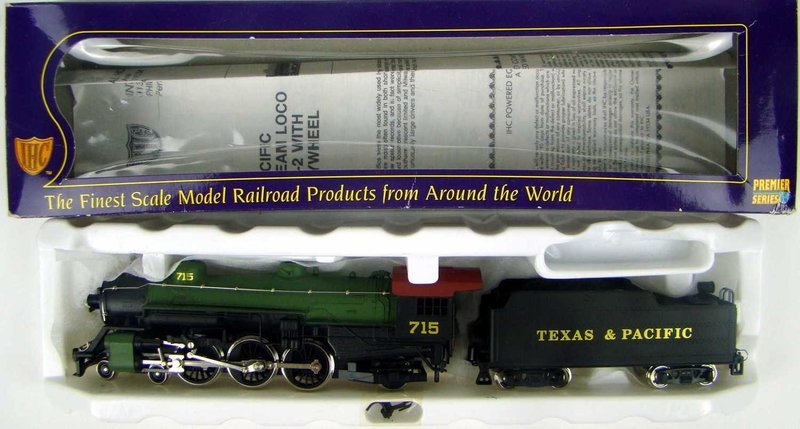 IHC Premier M9898 Texas &amp; Pacific Class P-1b 4-6-2 Pacific Locomotive #715 HO Scale