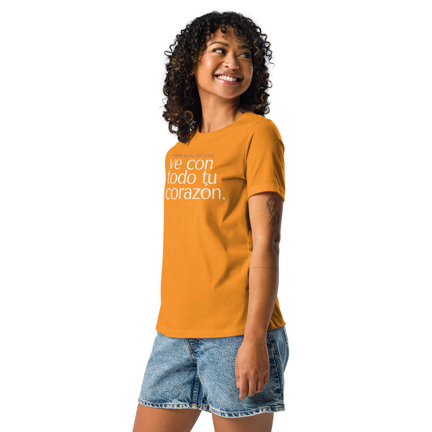&quot;VE CON TODO TU CORAZON&quot; Camiseta con inspiración MAGABUNDA - Corte de mujer, cuello redondo VARIOS COLORES -Women&#39;s Relaxed T-Shirt 