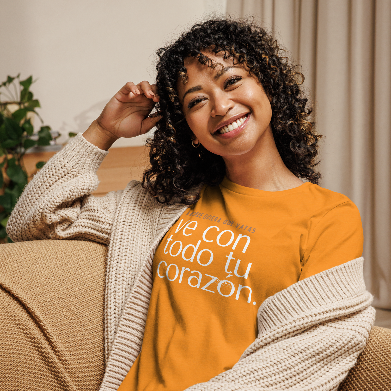 &quot;VE CON TODO TU CORAZON&quot; Camiseta con inspiración MAGABUNDA - Corte de mujer, cuello redondo VARIOS COLORES -Women&#39;s Relaxed T-Shirt 