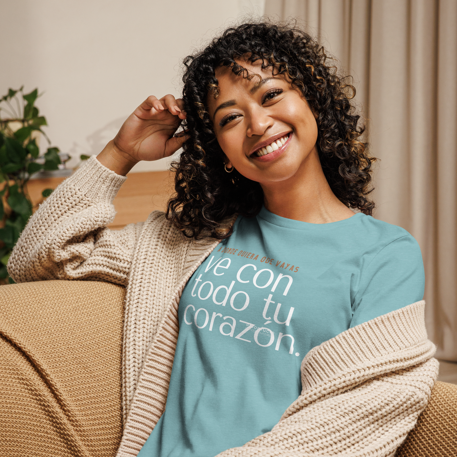 &quot;VE CON TODO TU CORAZON&quot; Camiseta con inspiración MAGABUNDA - Corte de mujer, cuello redondo VARIOS COLORES -Women&#39;s Relaxed T-Shirt 