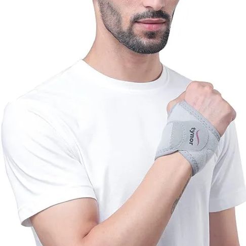Tynor Wrist Brace with Thumb (Neoprene)