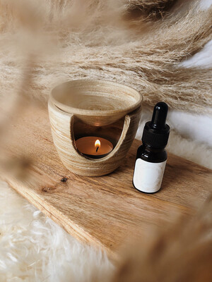 Oil diffuser with healing rose oil Oil diffuser with healing rose oil