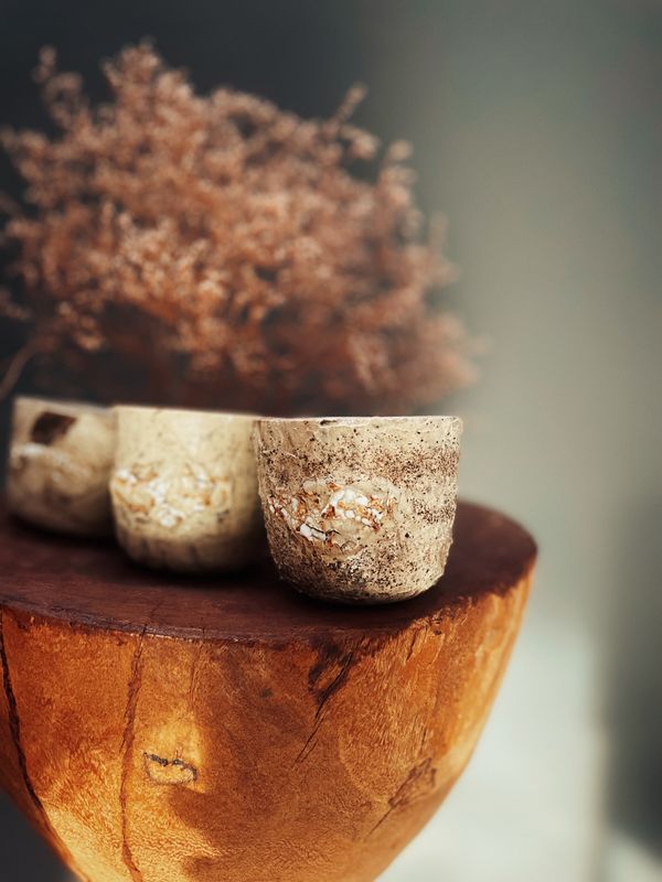 Tsusha | Set van 3 ruwe aardekopjes