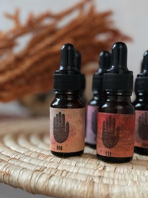 Grounding womb oil
