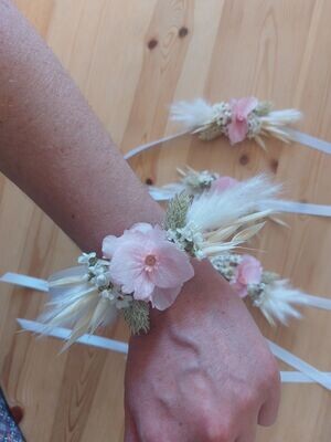 bracelet en fleurs séchées - accessoires de mariage - influence naturelle