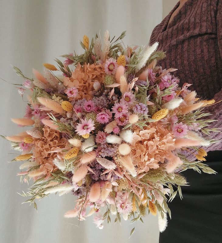 bouquet de fleurs séchées romantique