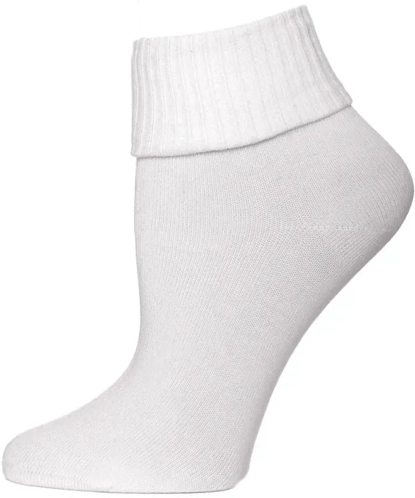 Triple Roll White Socks